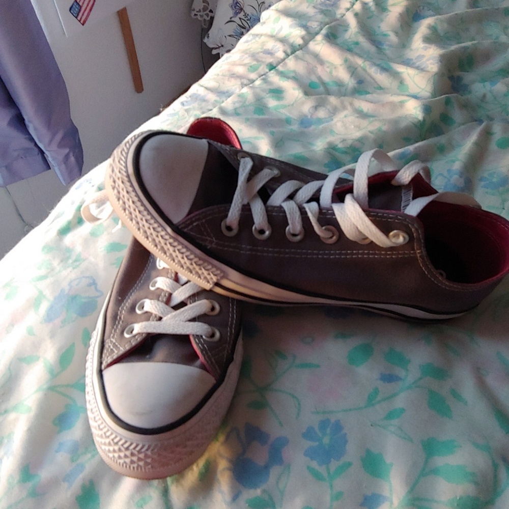 Shoe